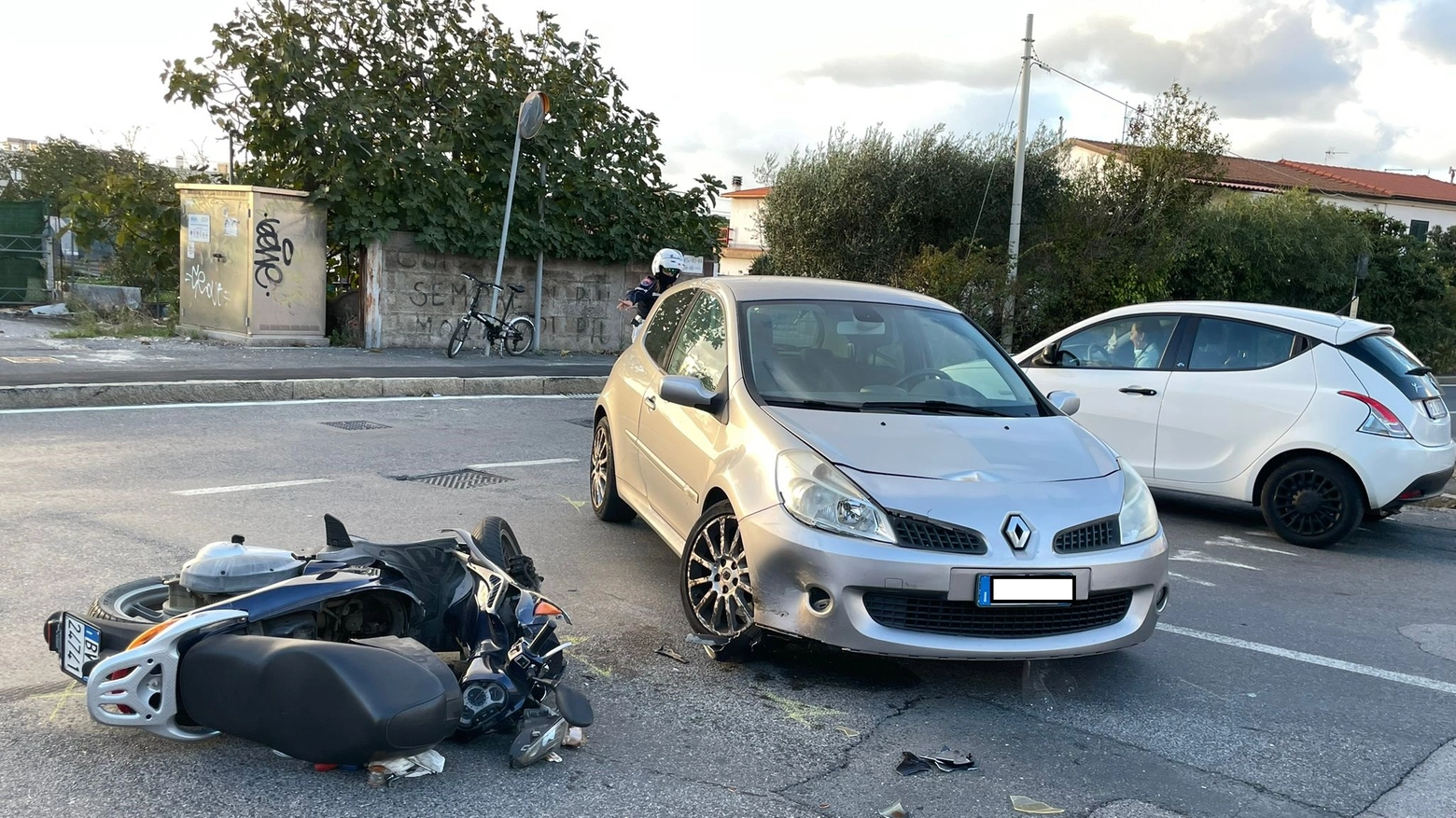 La scena dell'incidente di via Boccherini (Foto Novi)