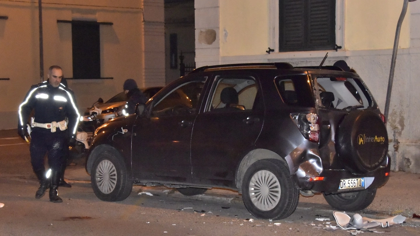 L'incidente in viale Risorgimento (foto Novi)