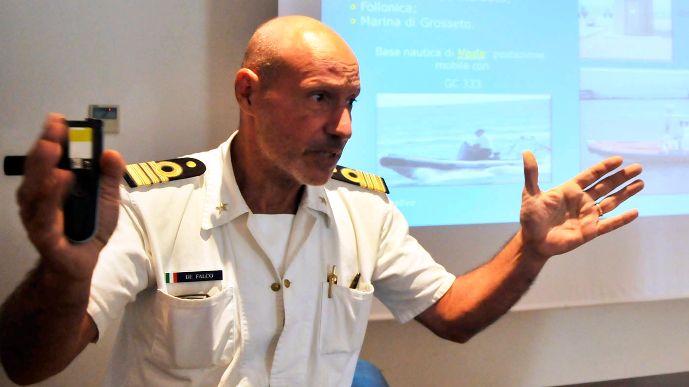 Il comandante Gregorio De Falco, autocandidato per M5S (Novi)