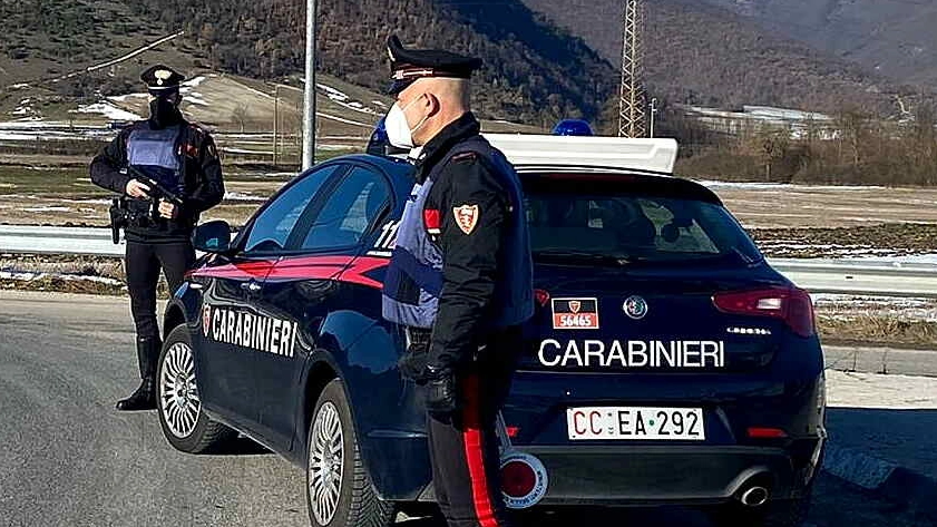I carabinieri di Rosignano Solvay hanno sanzionato il titolare della ditta