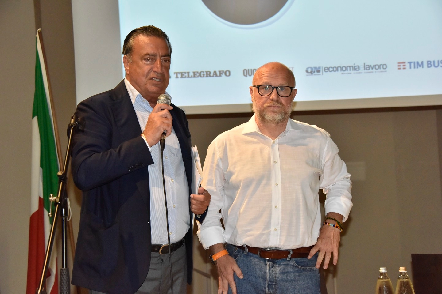 Il direttore de Il Telegrafo e La Nazione Francesco Carrassi e il sindaco Nogarin