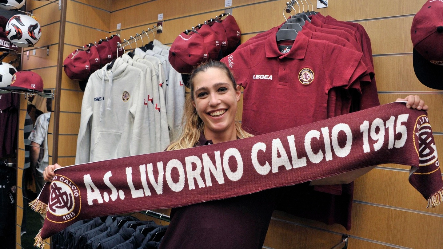 Sale la "febbre" per il Livorno Calcio (Novi)
