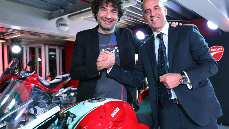 Marco Mantovani, presidente di Locman  (a destra), con Alessandro Cicognani  di Ducati