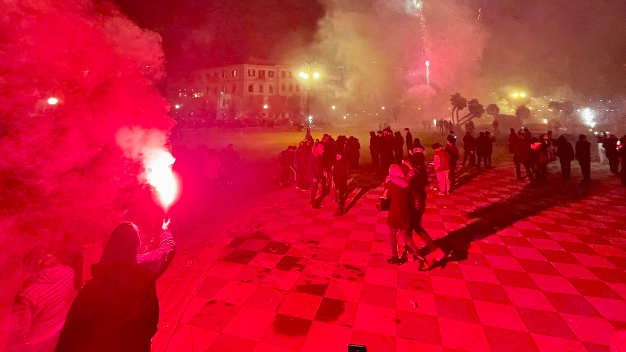 Terrazza Mascagni fuochi d’artificio (Foto Novi)