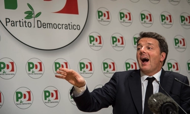 Renzi: "Chi nel Pd vuole governo con M5s lo dica"