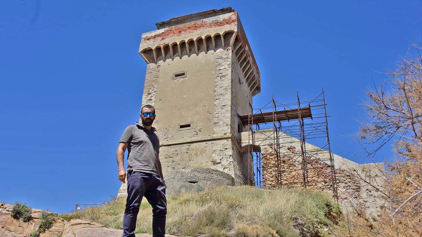 La Torre di Calafuria come si presentava la scorsa estate