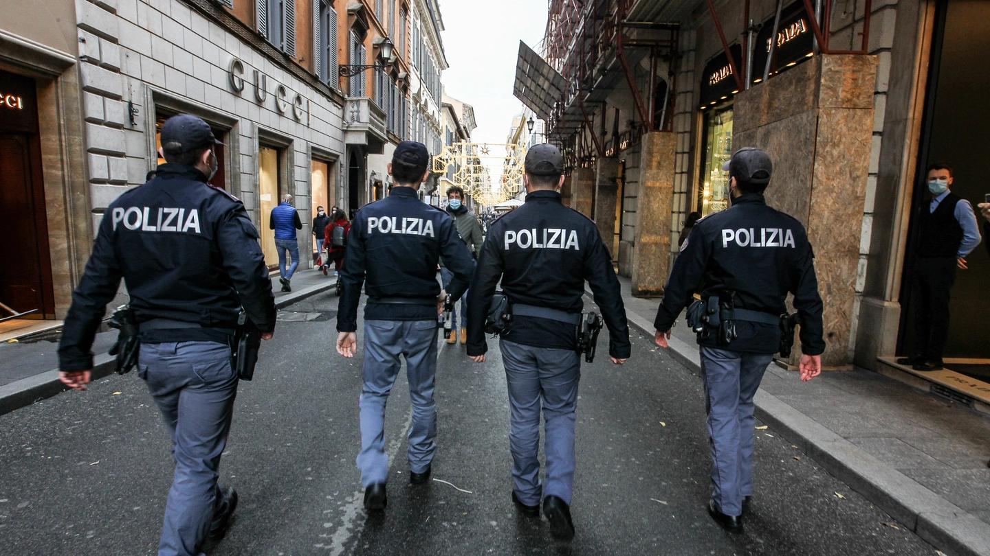 Controlli della polizia a Roma (ImagoE)