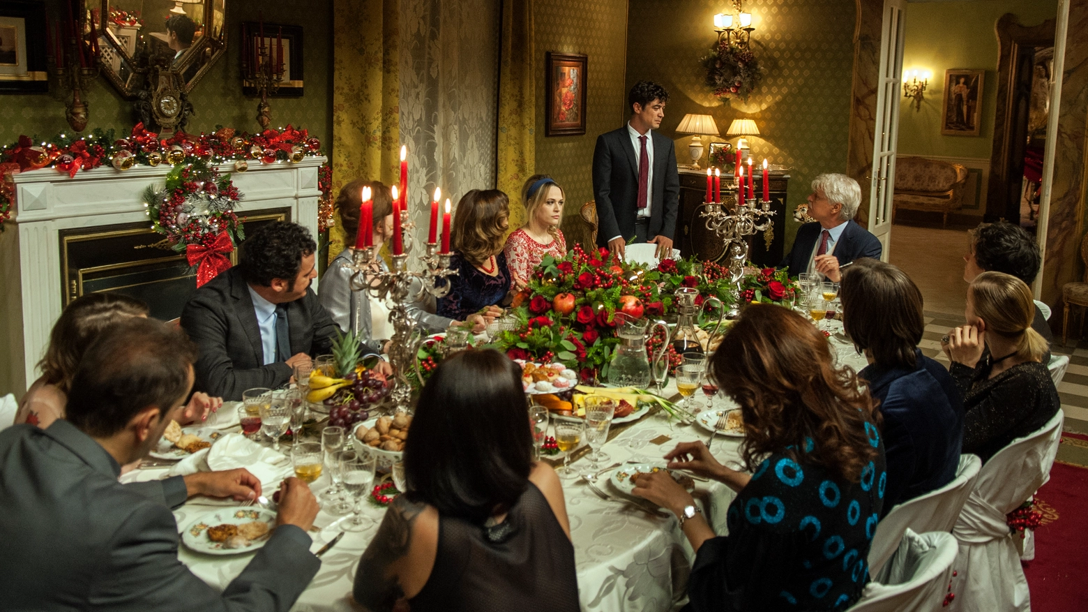 Una scena della commedia ‘La cena di Natale’ del 2016