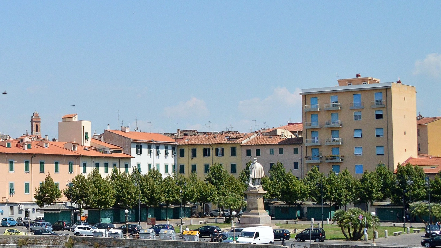 Piazza Garibaldi (foto Lanari)
