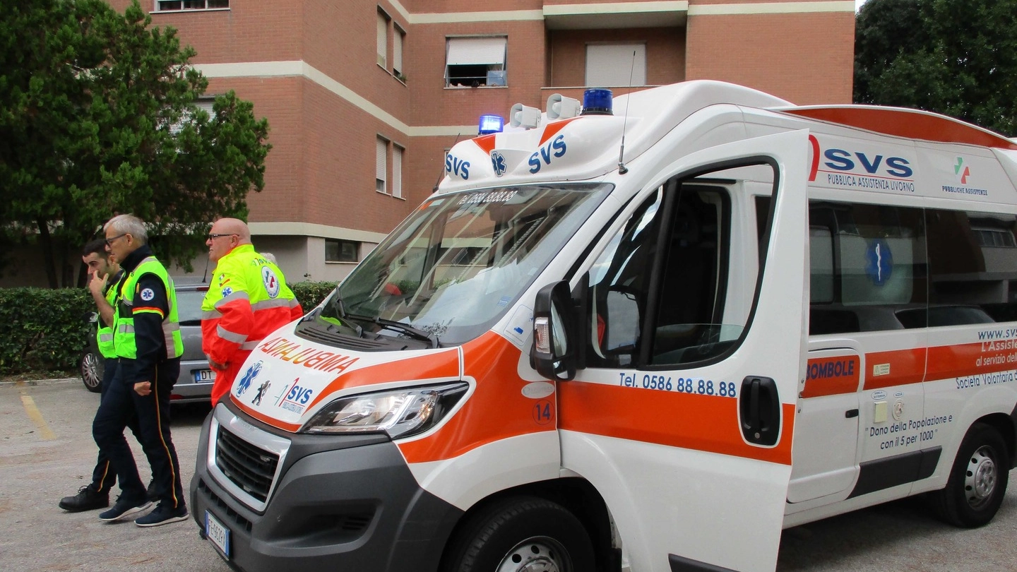Un'ambulanza della Svs (Foto Novi)