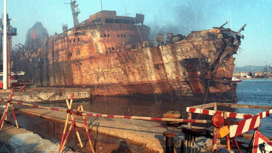 Moby Prince, 33 anni fa: "Verità sulla terza nave. Tutte le nostre speranze in questa commissione"