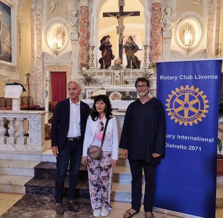 Fabio Matteucci, Valentina Campedrer e Don Cristian Leonardelli alla chiesa dell Valle Benedetta
