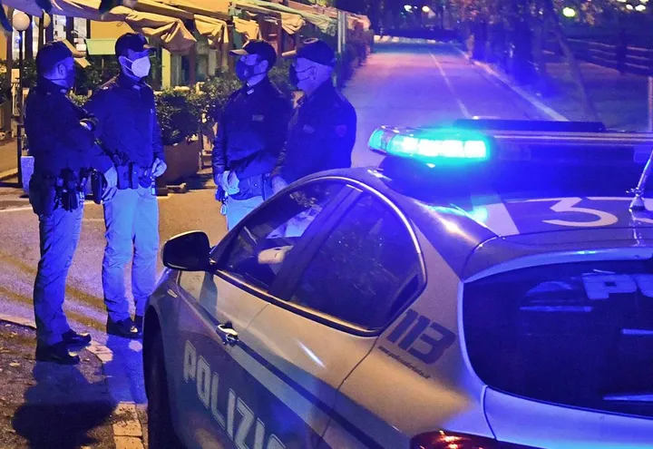 In azione sul viale Risorgimento le pattuglie delle Volanti della Polizia di Stato