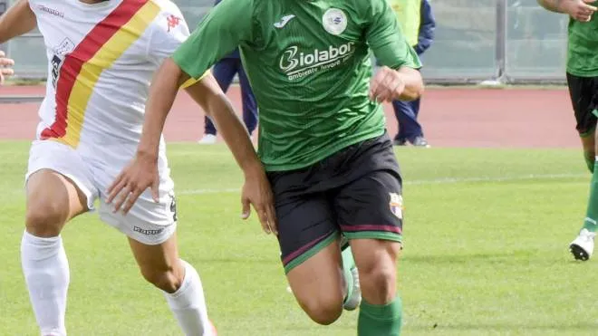 Mattia Lucarelli, classe 1999, è figlio di Cristiano Lucarelli ex attaccante e allenatore amaranto (Foto Novi)