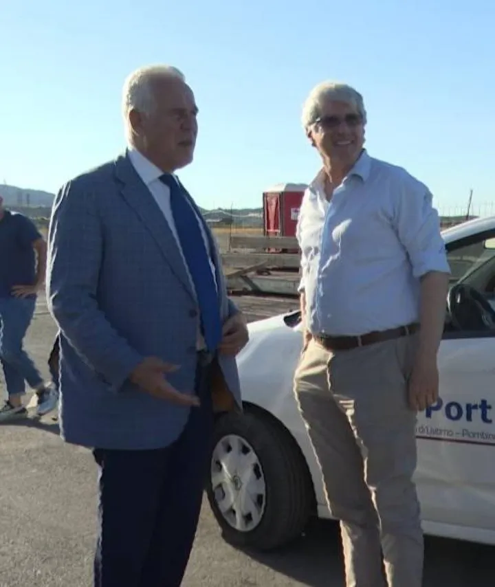 Il sopralluogo in porto di Eugenio Giani con il presidente della Port Authority Luciano Guerrieri