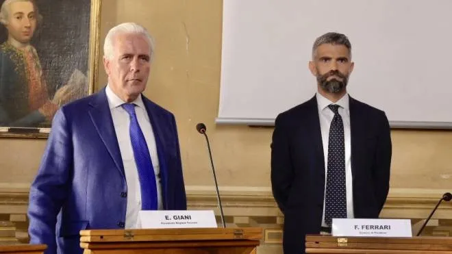 Il presidentre Eugenio Giani e il sindaco di Piombino Francesco Ferrari
