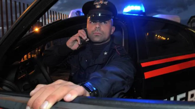 I carabinieri hanno trovato l’uomo che si era nascosto nell’abitazione della ex