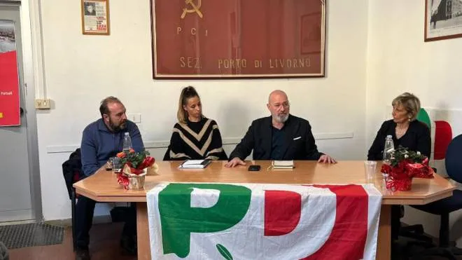 Il candidato alla segreteria nazionale Dem, Stefano Bonaccini, a Livorno  durante un iniziativa della sua campagna congressuale, 29 Dicembre 2022. ANSA/GABRIELE MASIERO