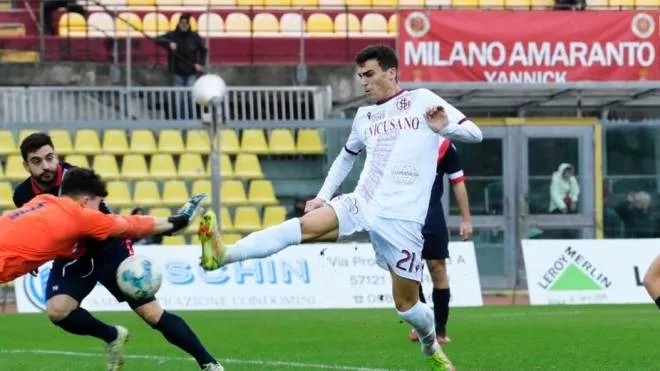 Il primo gol con la maglia amaranto per Francesco Neri (Foto Novi)