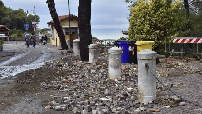 Nubifragio a Livorno, le immagini dei danni ad Ardenza e a Montenero (Novi)
