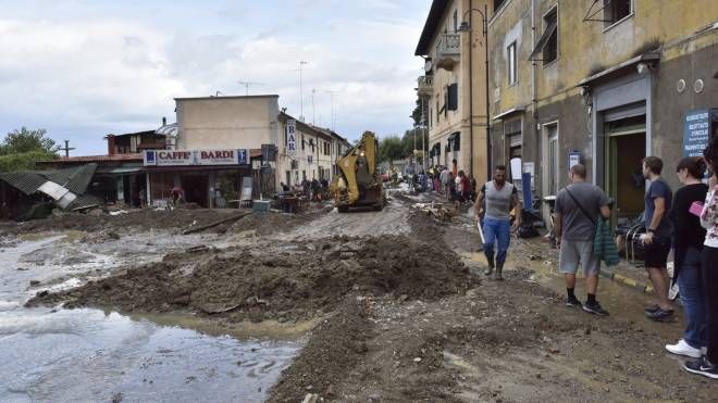 Nubifragio a Livorno, le immagini dei danni ad Ardenza e a Montenero (Novi)
