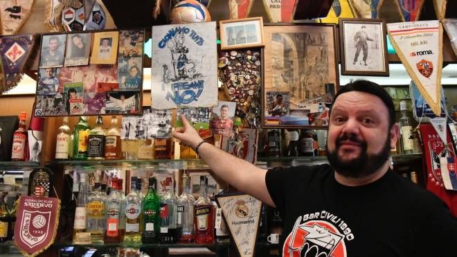 Bar Civili Livorno: la tradizione del vero 'ponce' (Foto Novi)