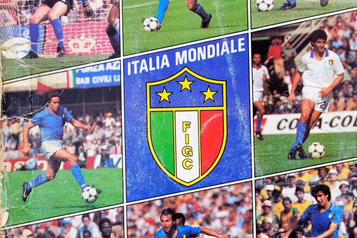 Livorno, bar Civili e lo striscione ricordo del Mundial 1982
(foto Novi)