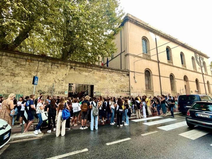 Livorno, primo giorno di scuola (Foto Novi)